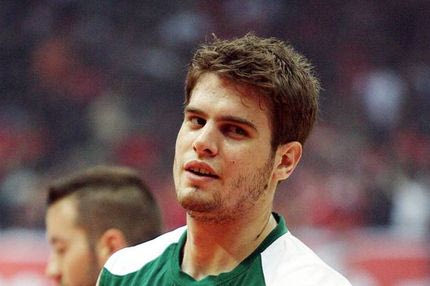 Θα περιμένει ο Μπόγρης