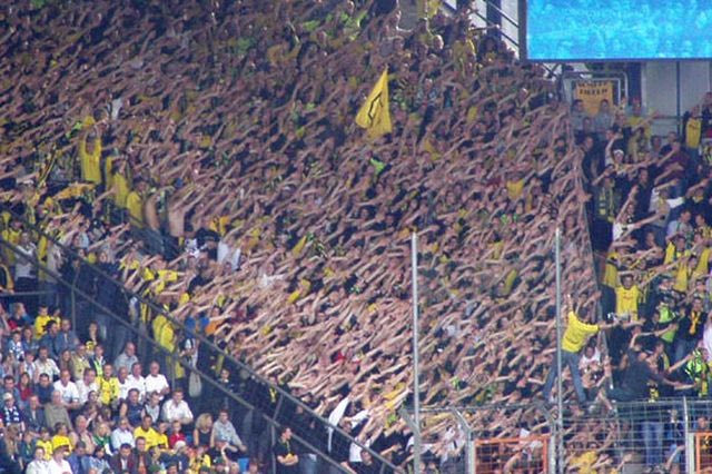 Απολογία για “σκέπασμα” των ιαχών αντίπαλων οπαδών!