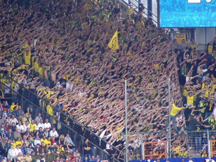 Απολογία για “σκέπασμα” των ιαχών αντίπαλων οπαδών!