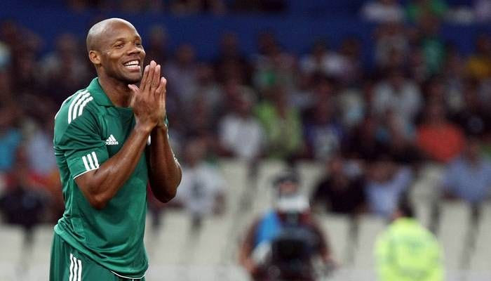 Τρεις μνηστήρες για Μπουμσόνγκ