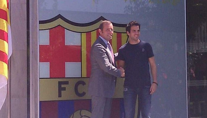 Υπέγραψε για 5 χρόνια με “τσουχτερή” ρήτρα ο Φάμπρεγας