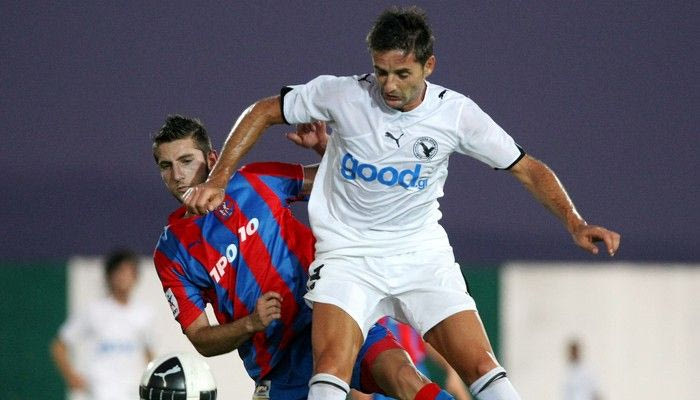 Υπέγραψε ο Γελαδάρης