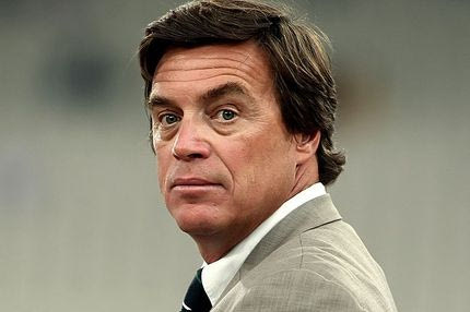 Ποιος δικαιώνει ποιον;