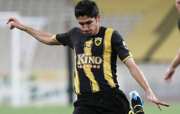 Ατομικό για Κάρλος, Μανωλά και Δέλλα