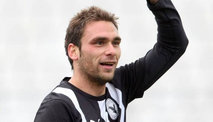 Προφορική συμφωνία με Καρακώστα, Βέρτζο