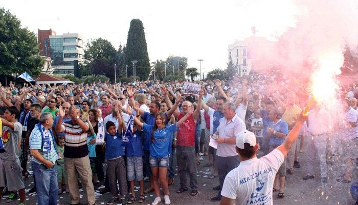 Ζητούν την παραίτηση Γερουλάνου στην Καβάλα