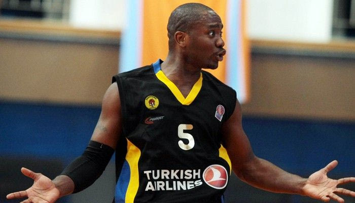 Βλέπει και Κις ο Πανιώνιος