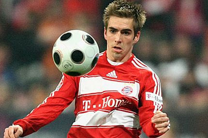 Ο Λαμ “κάρφωσε” παλιούς τεχνικούς. Διάψευση για Τέβες