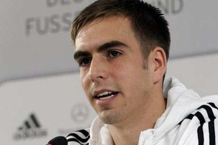 Σε μπελάδες έβαλε το βιβλίο τον Λαμ