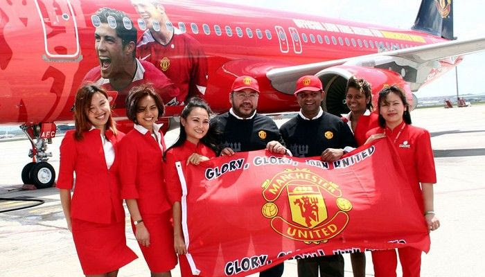 Μετόχους μέσω Σιγκαπούρης αναζητά η Γιουνάιτεντ