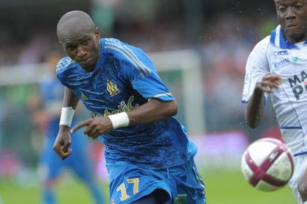 Χτύπησε ο Μπία, “πονά” η άμυνα