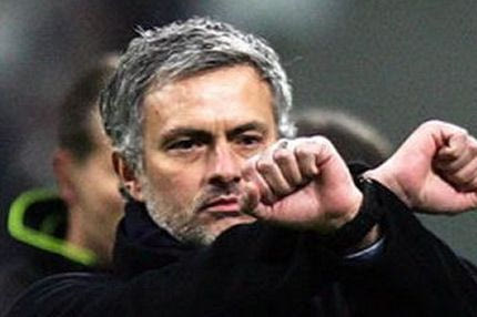 Πανικός από τις φήμες παραίτησης του Μουρίνιο