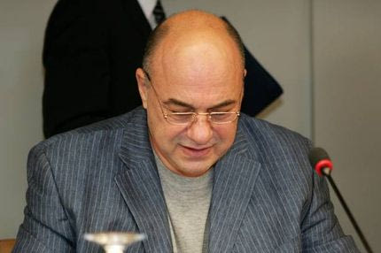 Και νέα “πόρτα” σε Μπέο!