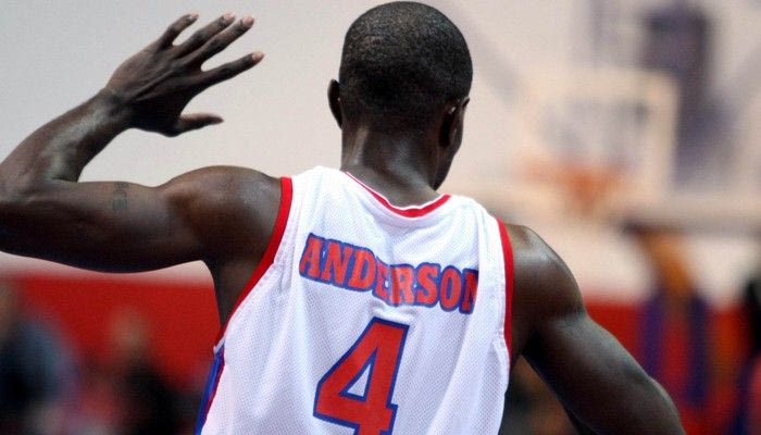 Περιμένουν ακόμη τον Αντερσον