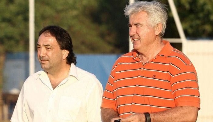Πρόσκληση στους πολιτικούς για στήριξη