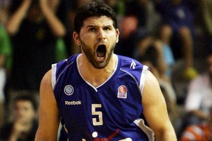 Στη Χιπουθκόα ο Παπαμακάριος