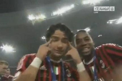 Αμφιλεγόμενη χειρονομία του Πάτο