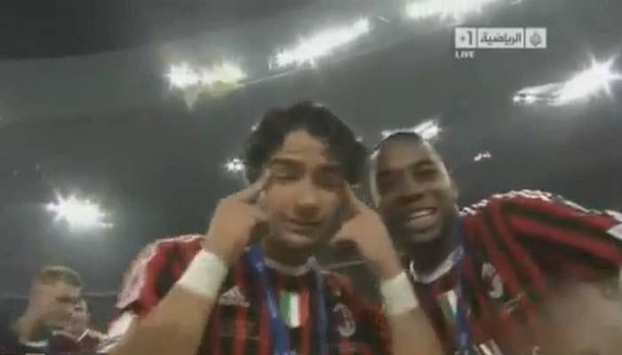 Αμφιλεγόμενη χειρονομία του Πάτο