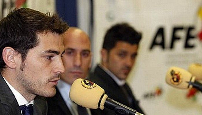 Σε απεργία κατεβαίνουν οι ποδοσφαιριστές