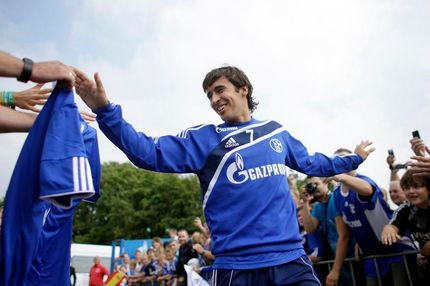 Το ξαναψάχνει η Σάλκε με Ραούλ