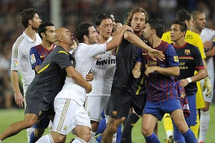 Επίσημη καταγγελία για προπηλακισμούς στο Καμπ Νου