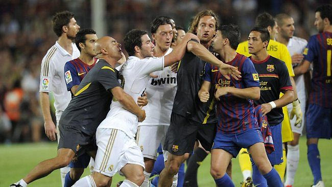 Επίσημη καταγγελία για προπηλακισμούς στο Καμπ Νου