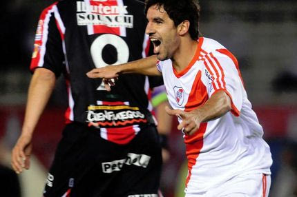 Νίκη για Ρίβερ στο ντεμπούτο της στη δεύτερη κατηγορία