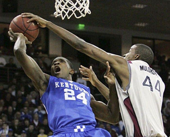 Απέκτησε και τον σέντερ Σαμ Μαλντρόου