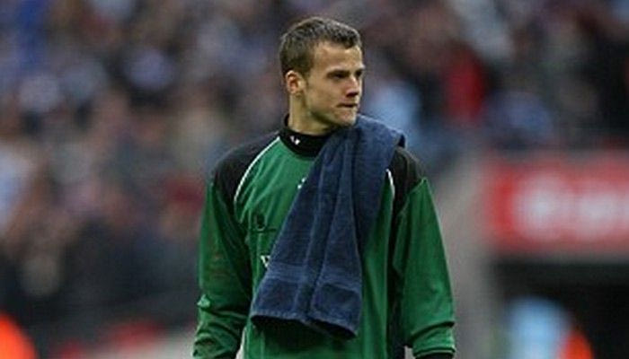 Έπιασε δύο πέναλτι σε δύο λεπτά!