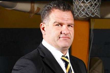 Με Τσέκο ο Ηλυσιακός