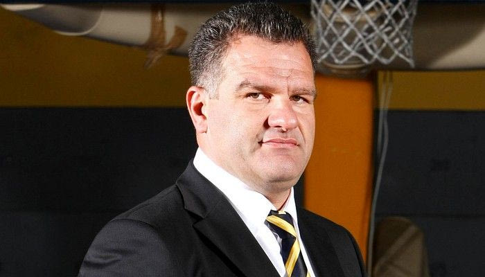 Με Τσέκο ο Ηλυσιακός