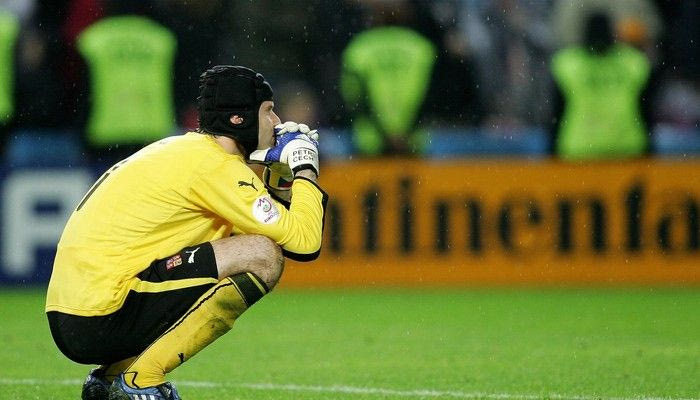 Ένα μήνα εκτός ο Τσεχ