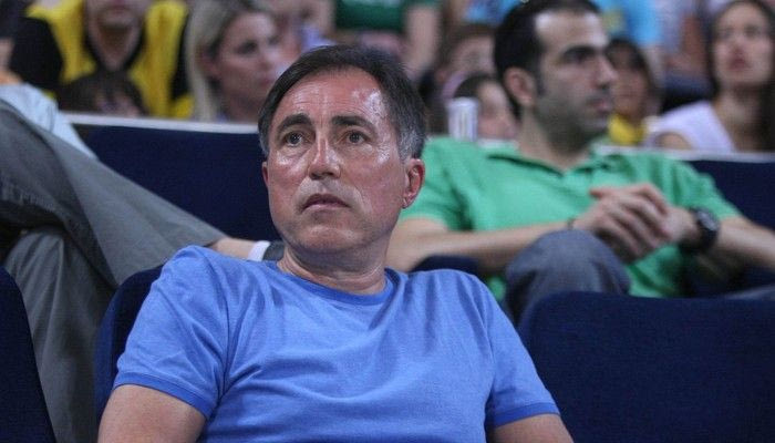 Ο Βαγγέλης Αλεξανδρής πουλάει διαρκείας!