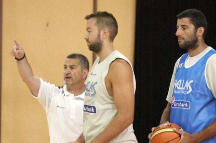Η τελική 12άδα της Εθνικής χωρίς Βουγιούκα και Μάντζαρη