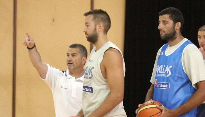 Η τελική 12άδα της Εθνικής χωρίς Βουγιούκα και Μάντζαρη