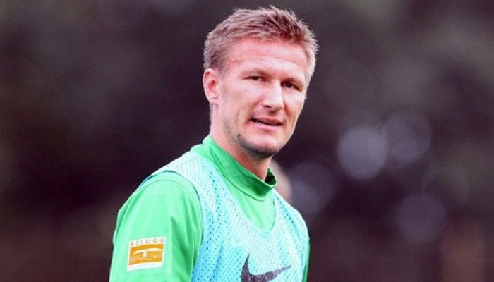 Βράνιες: “Είμαι πιο κοντά στην ΑΕΚ”