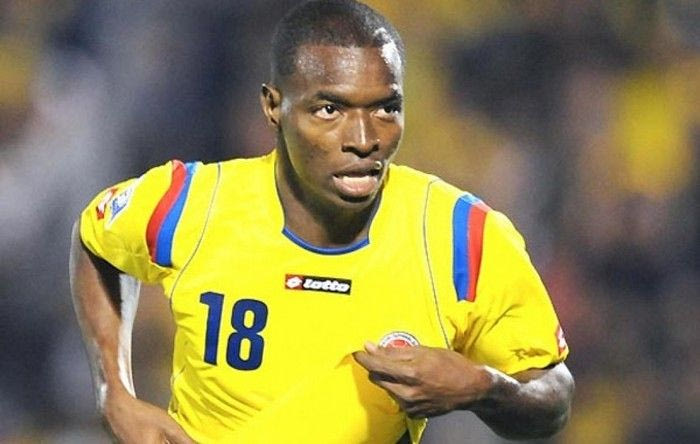 Κλείνει Ντίκο, κοιτάζει Γουόσον Ρεντερία για επίθεση