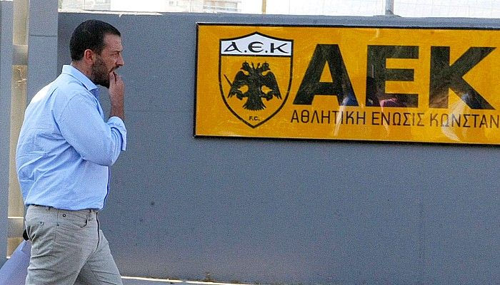 Ομιλία Αδαμίδη στους παίκτες γεμάτη ευχολόγια