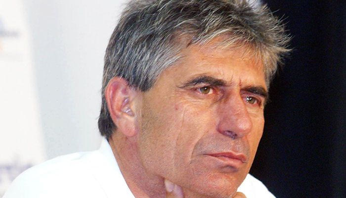 Χωρίς πέντε βασικούς με Καρδίτσα