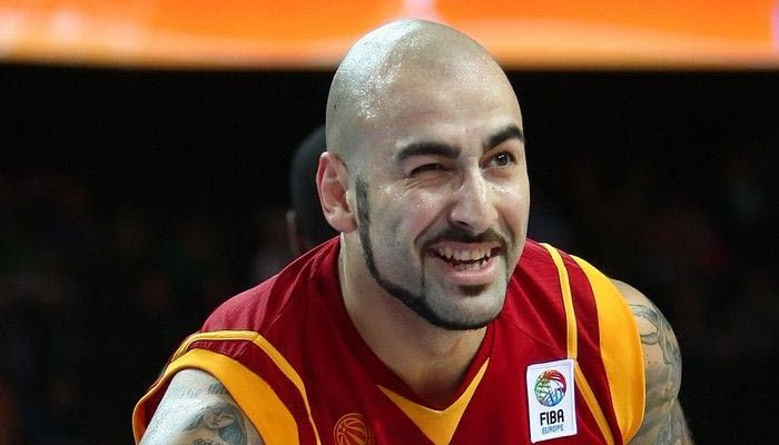 Απέρριψε την Κάχα Λαμποράλ και πιέζει για Ολυμπιακό ο Αντιτς