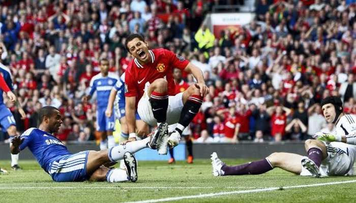 Έξαλλος ο Φέργκιουσον με το τάκλιν του Κόουλ στον Ερνάντες