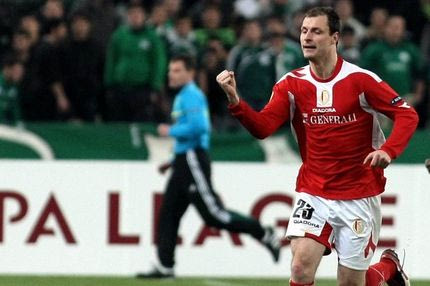 Γιοβάνοβιτς: “Απίστευτος παίκτης ο Γκούντγιονσεν”