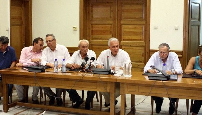 Τακτοποιεί υποχρεώσεις η νέα διοίκηση