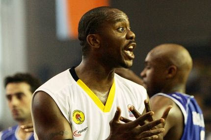 Κις, Αποντάκα, Κόλεμαν και Ελληνοαμερικανός