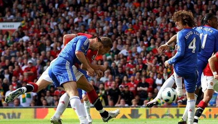 Αντάλλαξαν φιλοφρονήσεις Φέργκιουσον και Μπόας