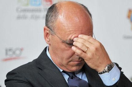 Έξω φρενών με Αμάουρι