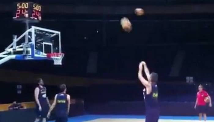 Απίστευτο ρεσιτάλ τριπόντων από Ναβάρο και Γκασόλ