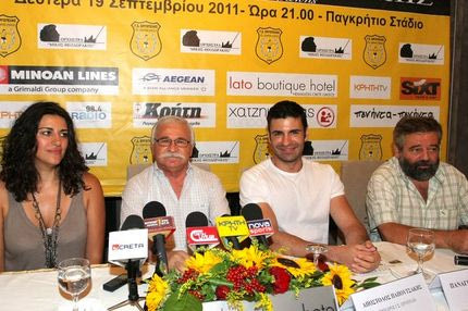 Η συνέντευξη Τύπου για τη συναυλία του Μ. Θεοδωράκη