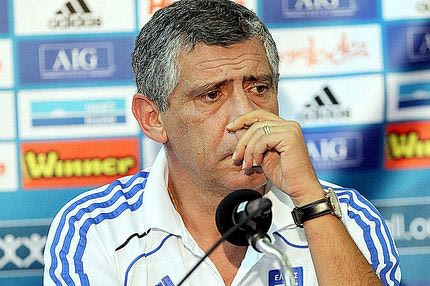 Σάντος: “Μπορεί να καλέσουμε κάποιον παίκτη”