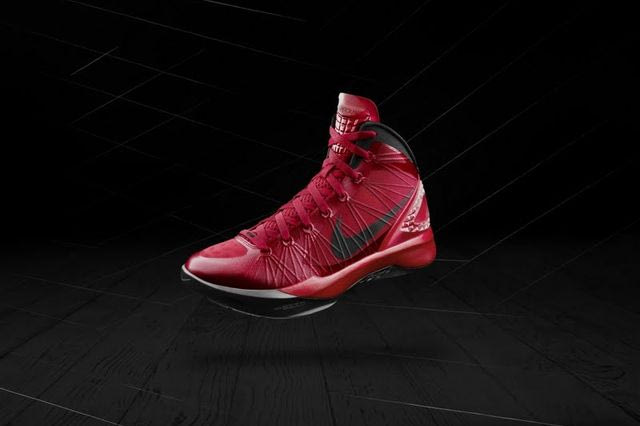 H Nike παρουσιάζει το νέο Nike Zoom Hyperdunk 2011